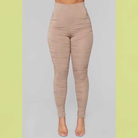 RUCHED PANT SET - Picture 8 of 8